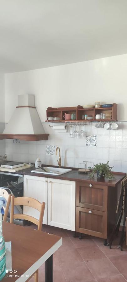 Villa M. Rosso Quartu Sant'Elena Luaran gambar
